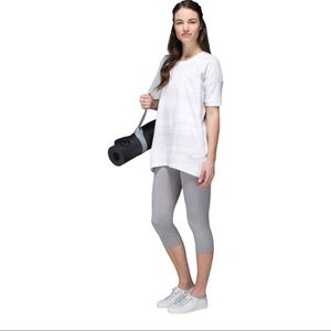 Lululemon Seamlessly Street Crop Leggings